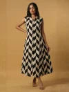 Sleeveless frock with back tie.