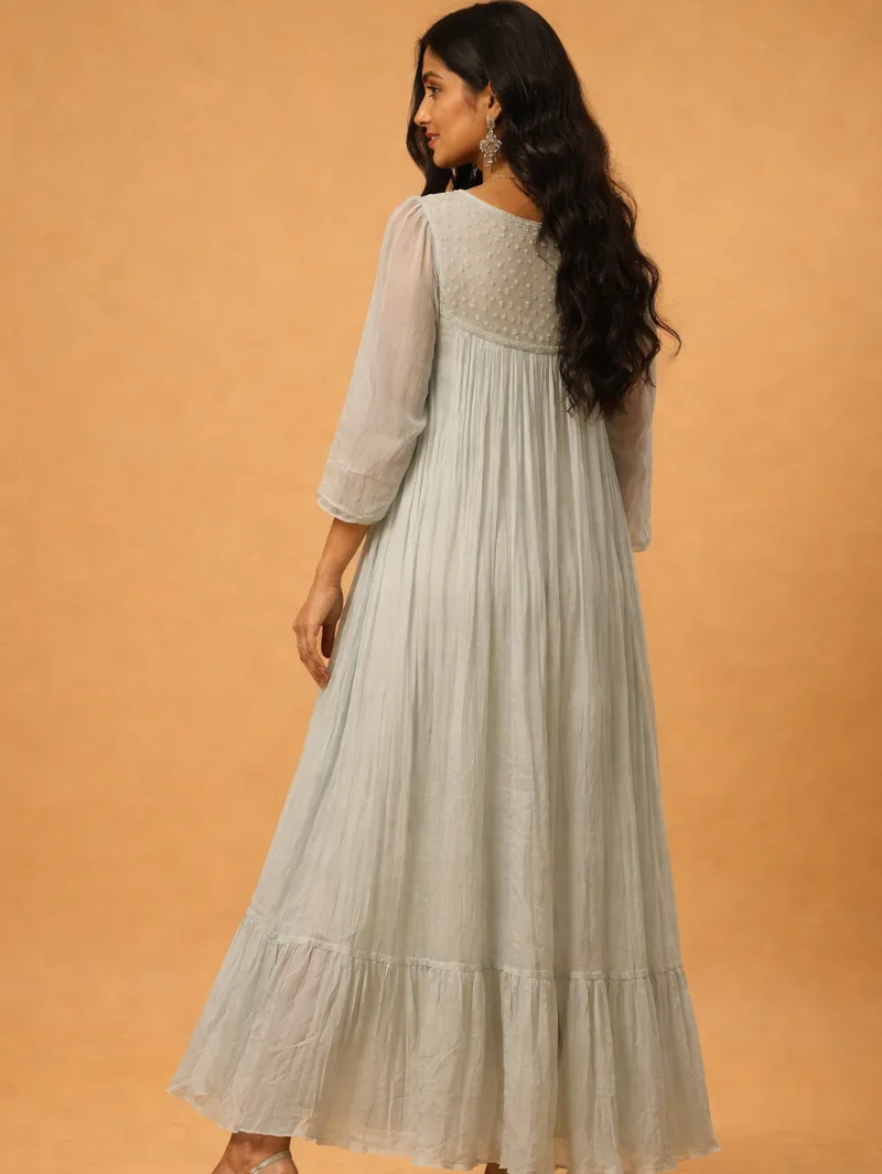 Light pista green gown with adjustable belt - Image 2